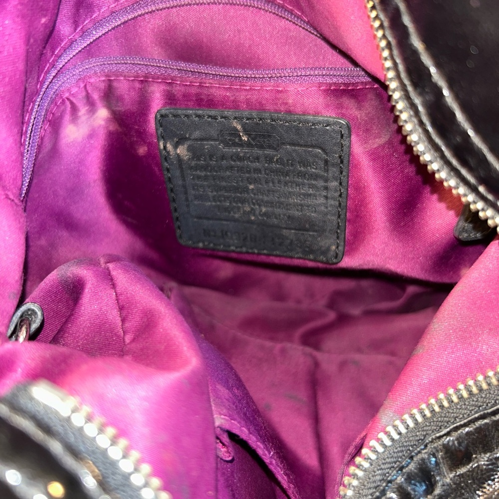 Coach Zoe patent leather hobo 
12 x 10 x 4. Couple marks on inside and out - Picture 6 of 8